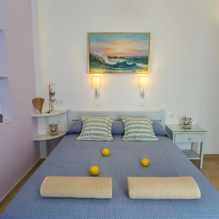 Cyclades 2* Parikia (Paros)