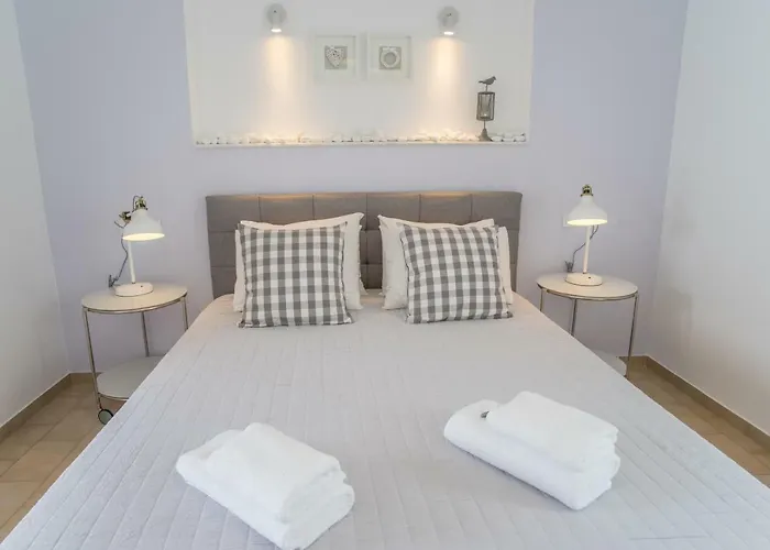 Cyclades 2* Parikia (Paros)